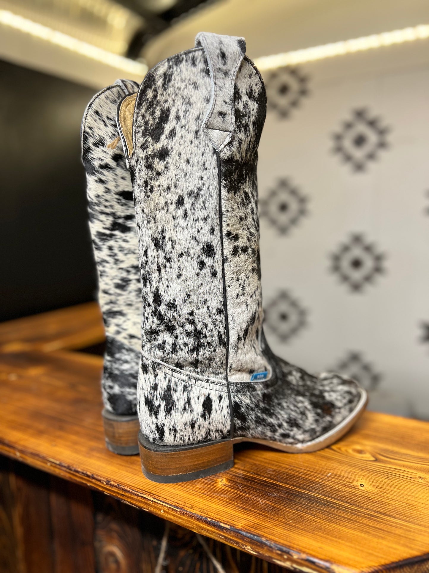 Speckled Cowhide Boots (Black/White)